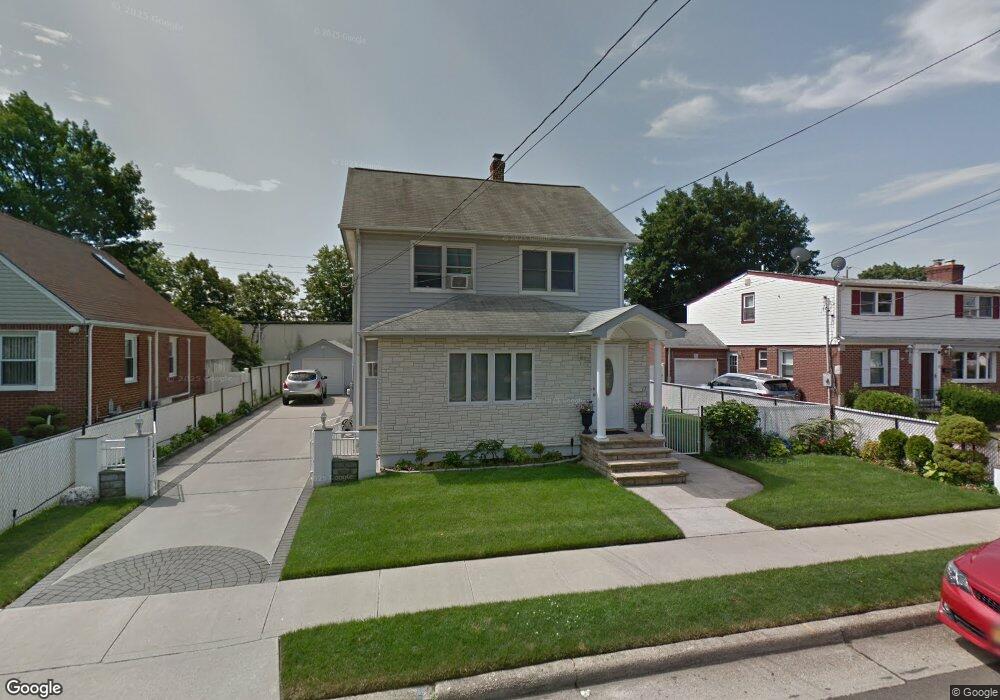 17 Liberty Ave, Mineola, NY 11501 - photo 1