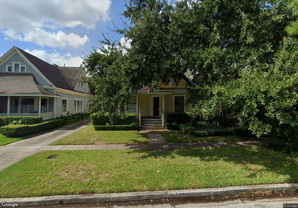 931 Harvard St, Houston, TX 77008 - photo 1