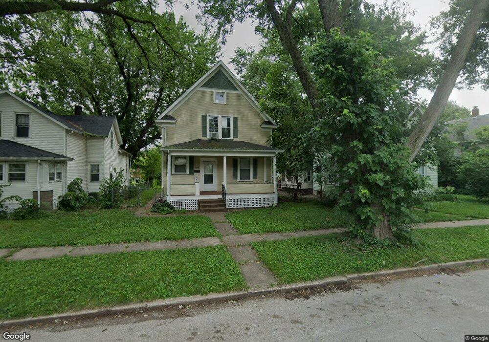 1611 W 8th St, Davenport, IA 52802 - photo 1