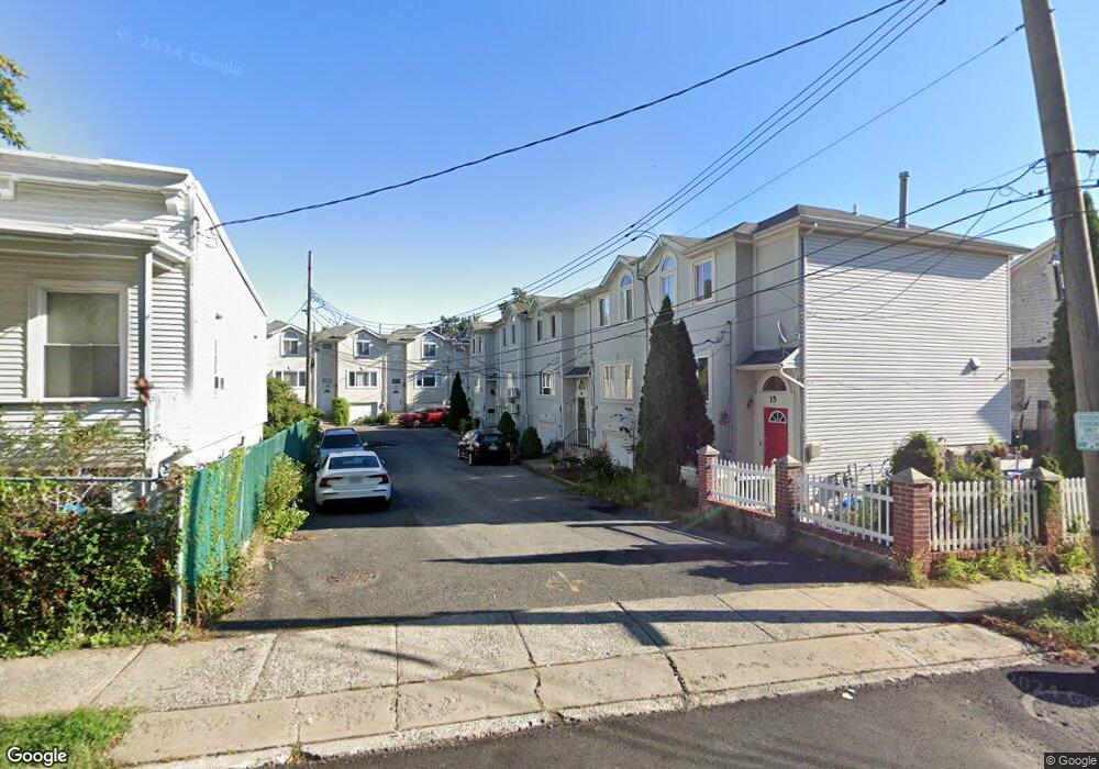 23 Dulancey Ct, Staten Island, NY 10301 - photo 1