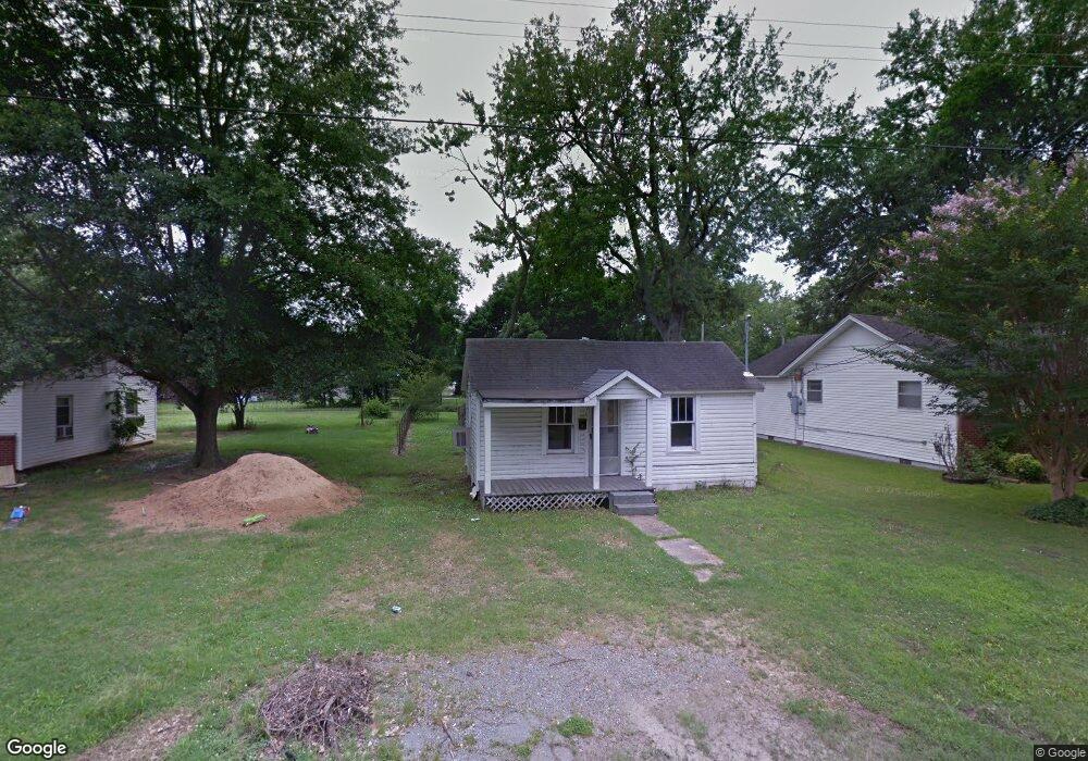 914 E 8th St, Stuttgart, AR 72160 - photo 1