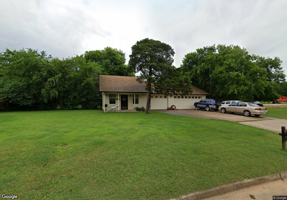 1021 8th Ave NW, Ardmore, OK 73401 - photo 1