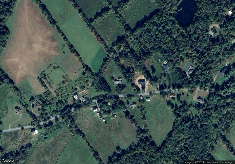 1341 Meeker Rd, Dallas, PA 18612 - photo 1