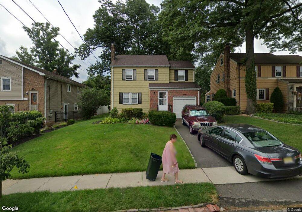 446 Twin Oaks Rd, Union, NJ 07083 - photo 1