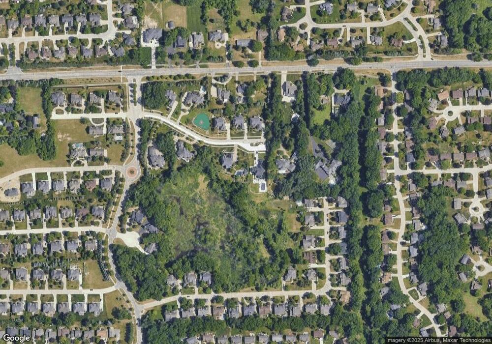 3627 Rosewood Ln, Rochester Hills, MI 48309 - photo 1