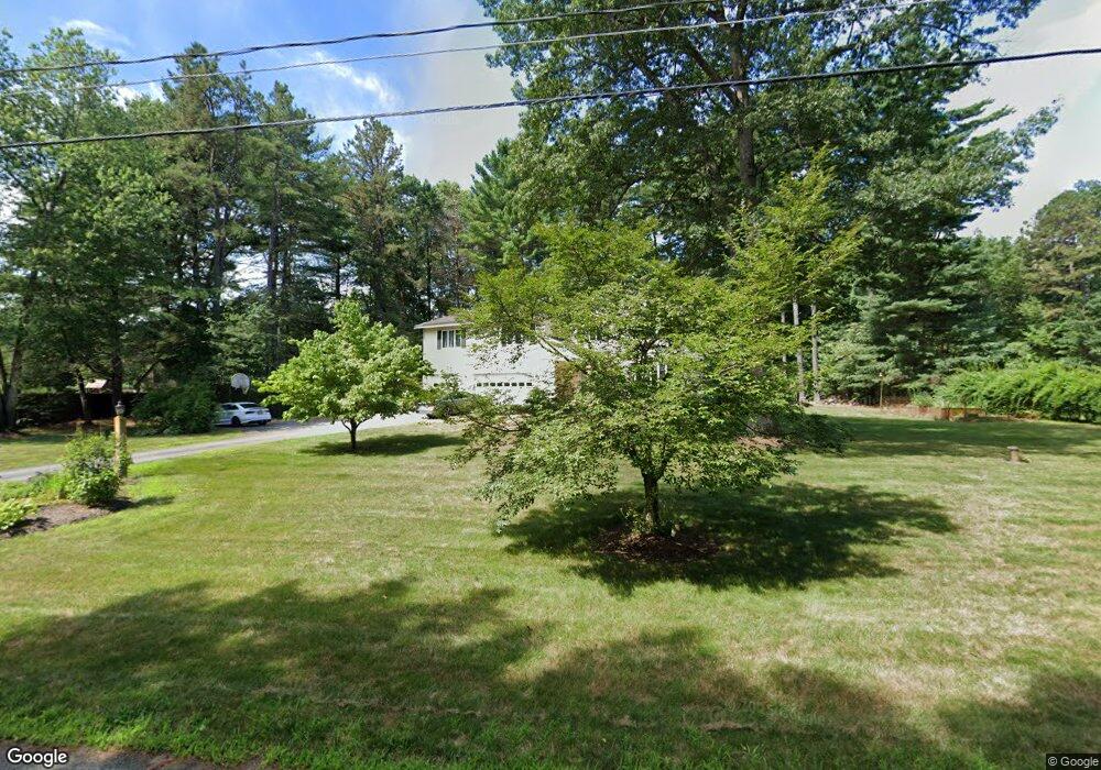 10 Waterview Dr, Amherst, NH 03031 - photo 1