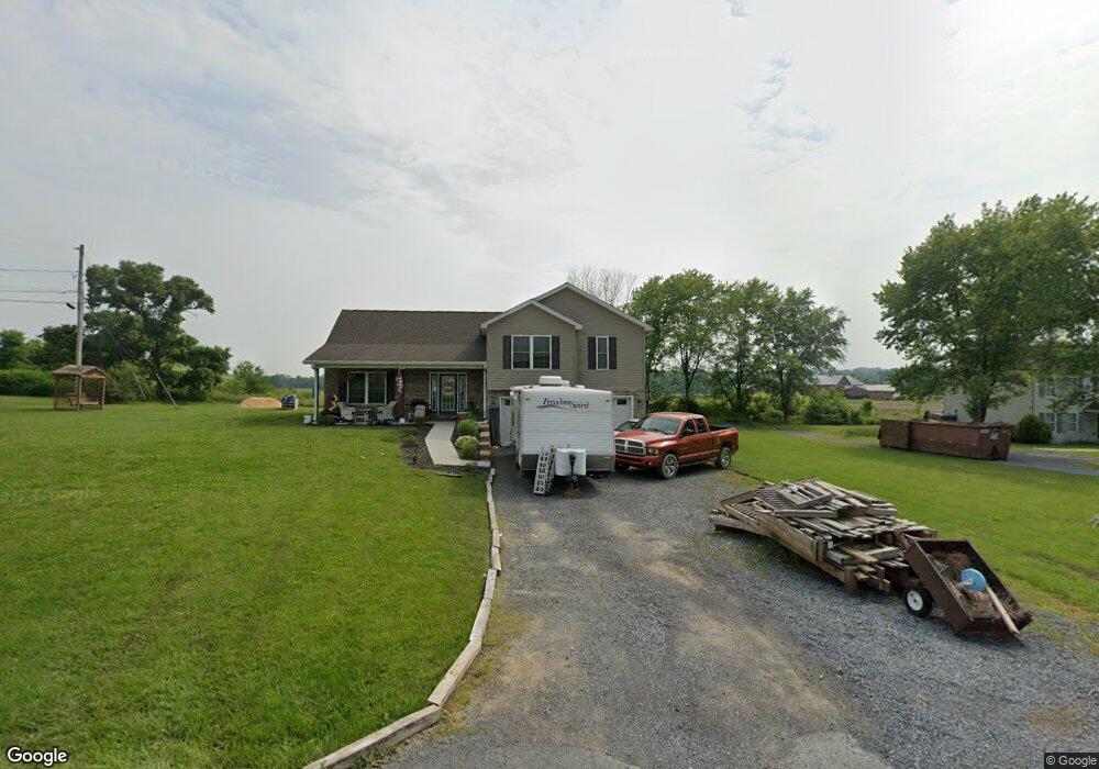 537 Vinell Ln, Chambersburg, PA 17202 - photo 1