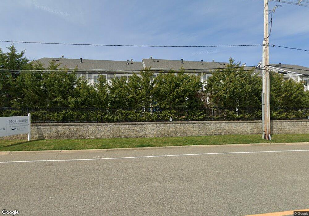 700 S Main St unit 25, Freeport, NY 11520 - photo 1