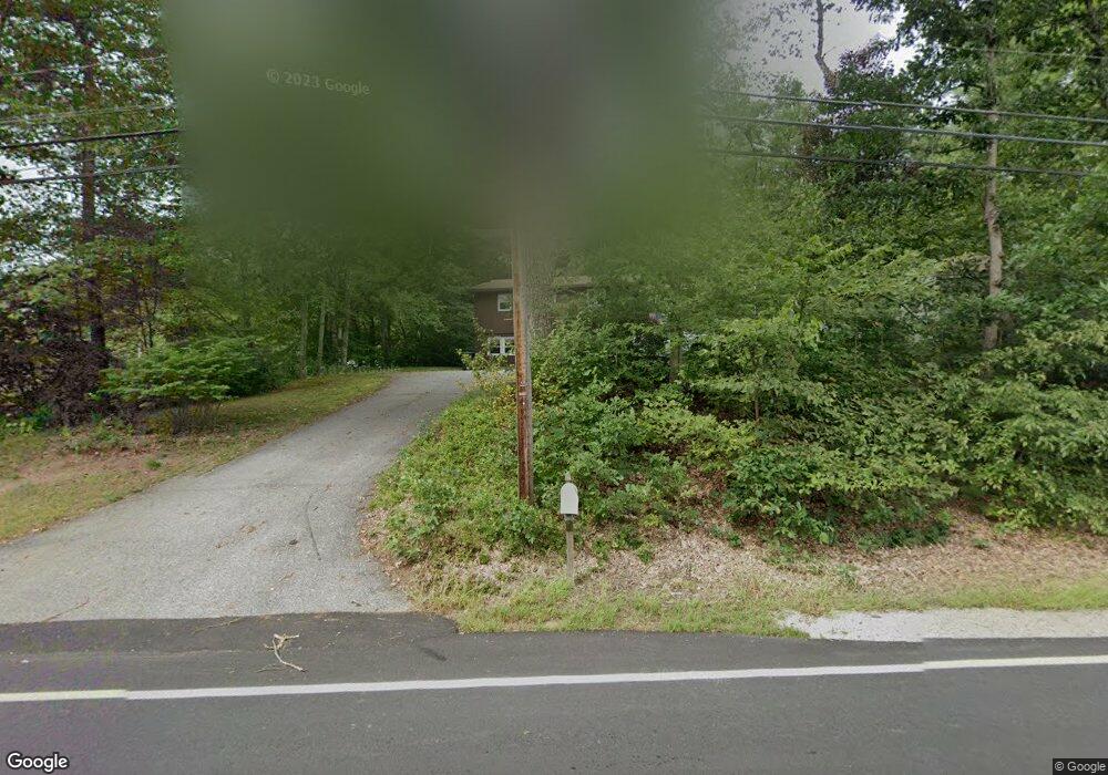 236 Buck St, Pembroke, NH 03275 - photo 1