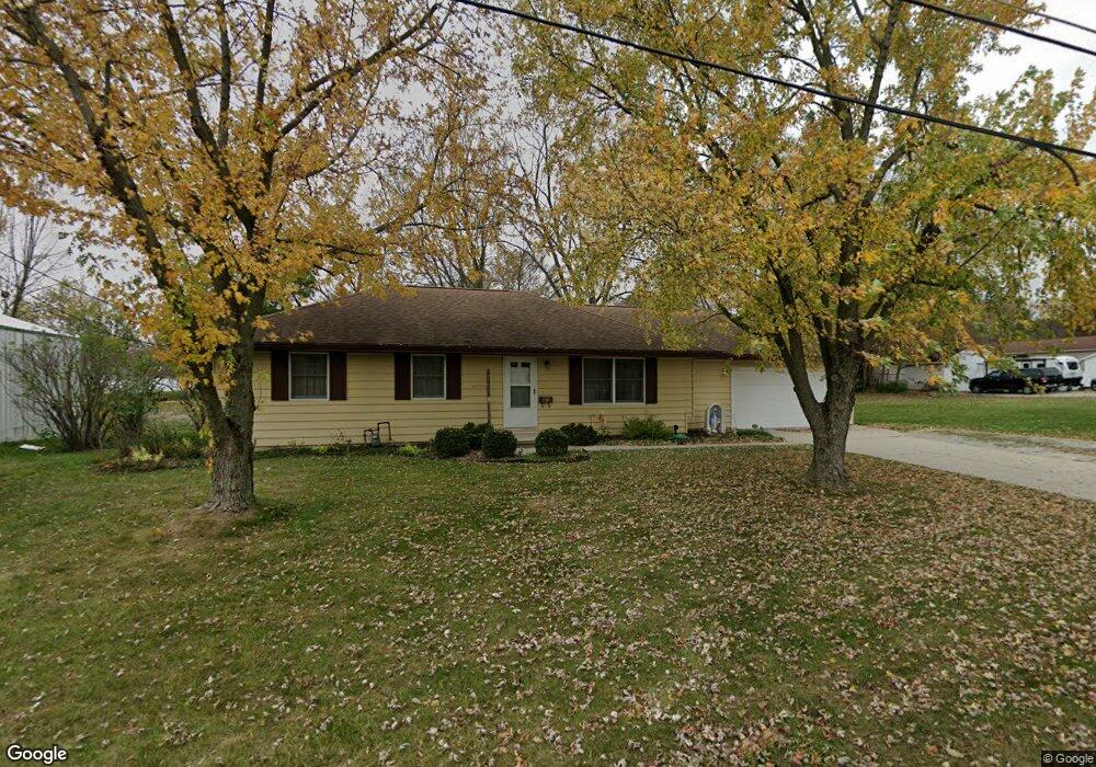 403 Wheeler Ln, Wapakoneta, OH 45895 - photo 1