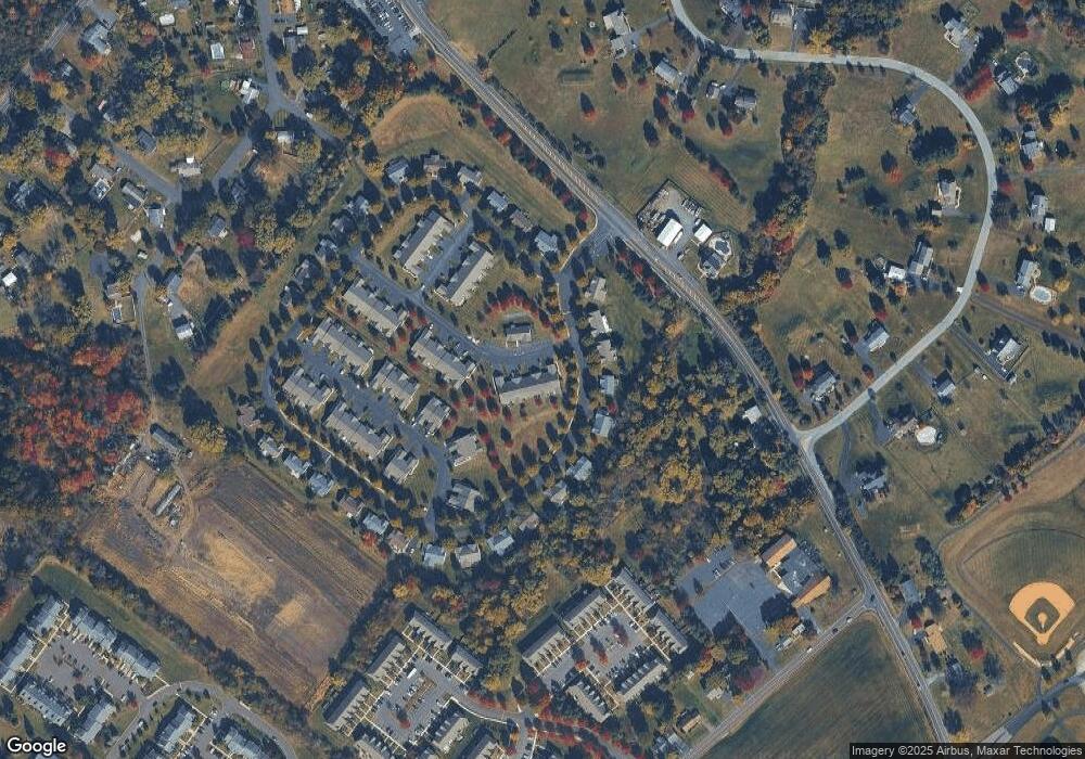 204 Franklin Ct, Royersford, PA 19468 - photo 1