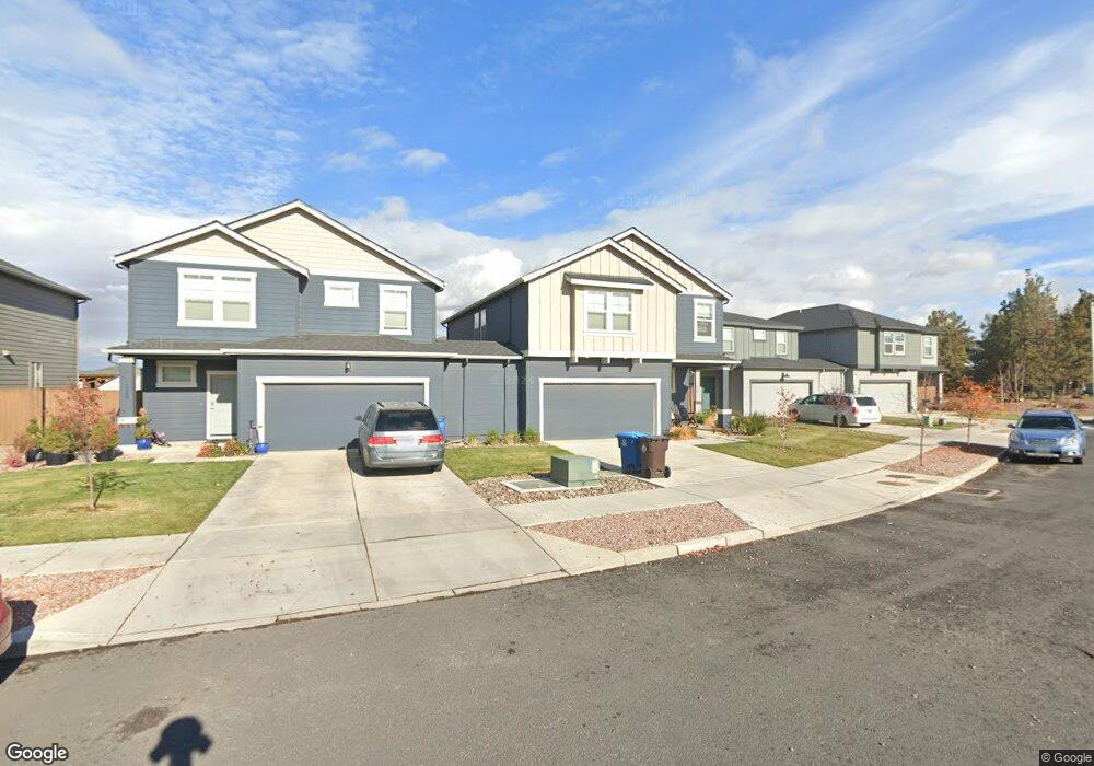 1171 NW Varnish Ave, Redmond, OR 97756 - photo 1