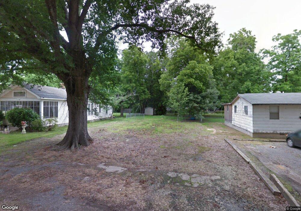 807 E 8th St, Stuttgart, AR 72160 - photo 1