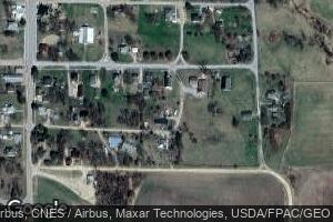 355 Jackson St, Toronto, IA 52777
