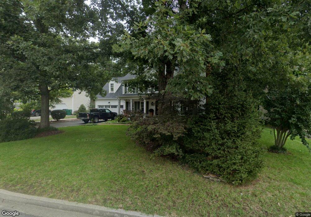 10704 Cliffmore Dr, Glen Allen, VA 23060 - photo 1