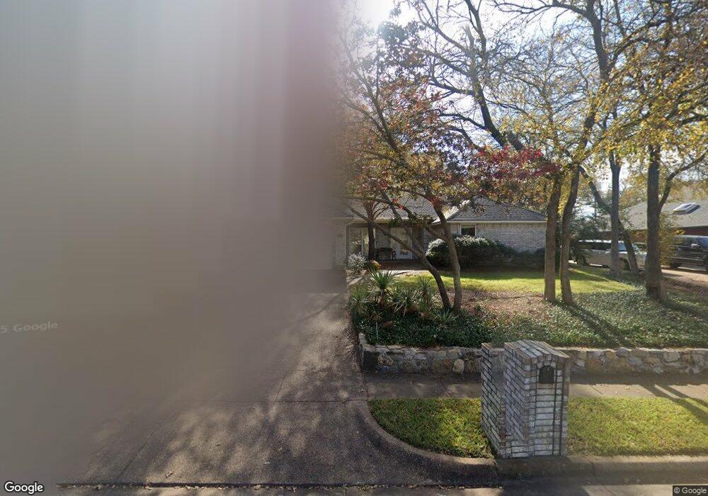 1600 Briar Dr, Bedford, TX 76022 - photo 1