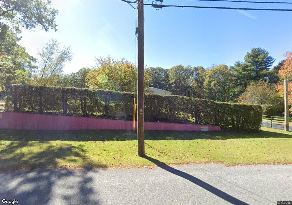 432 Log Rd, Smithfield, RI 02917 - photo 1