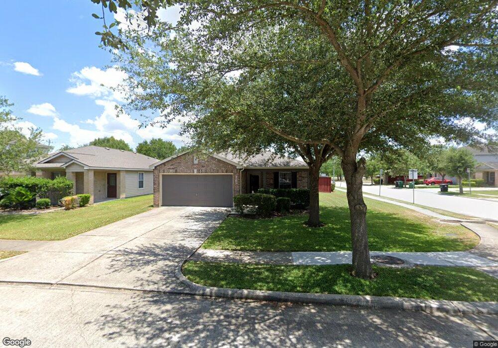 10327 Southover Ct, Houston, TX 77075 - photo 1