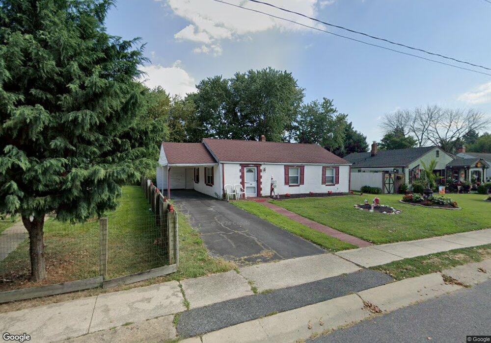 318 Howell Dr, New Castle, DE 19720 - photo 1