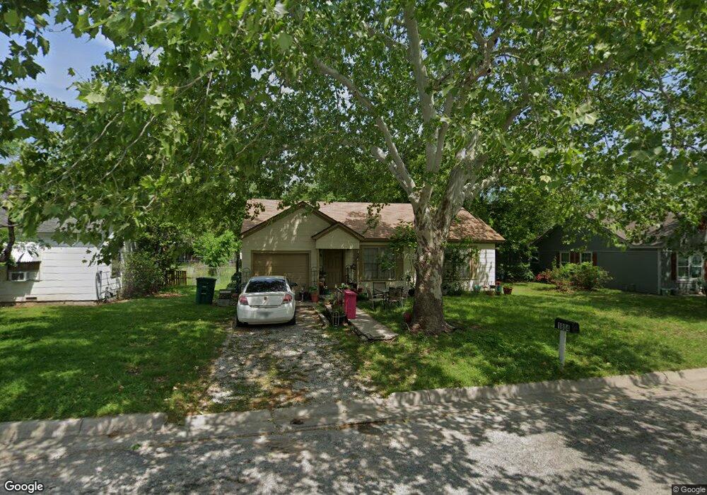 1804 Buck St, Gainesville, TX 76240 - photo 1