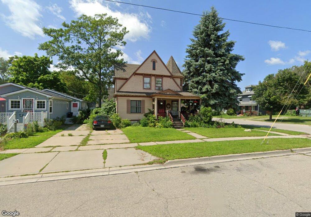 1303 8th St, Port Huron, MI 48060 - photo 1