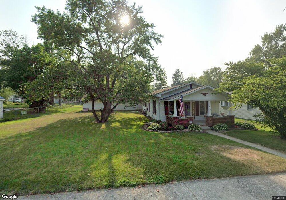 812 S Williams St, Bluffton, IN 46714 - photo 1