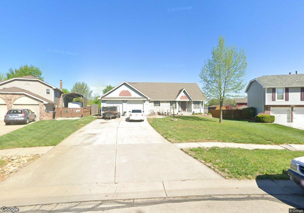 7230 SW Marian Rd, Topeka, KS 66614 - photo 1