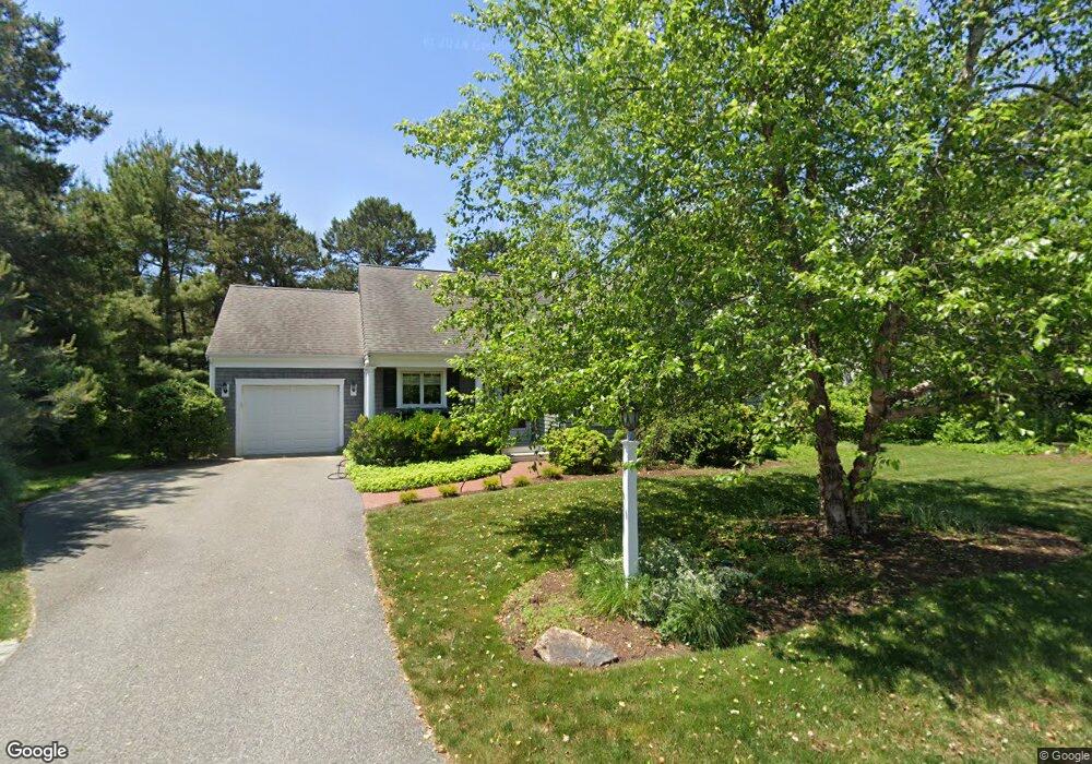 360 Pheasant Hill Cir, Cotuit, MA 2635 - photo 1