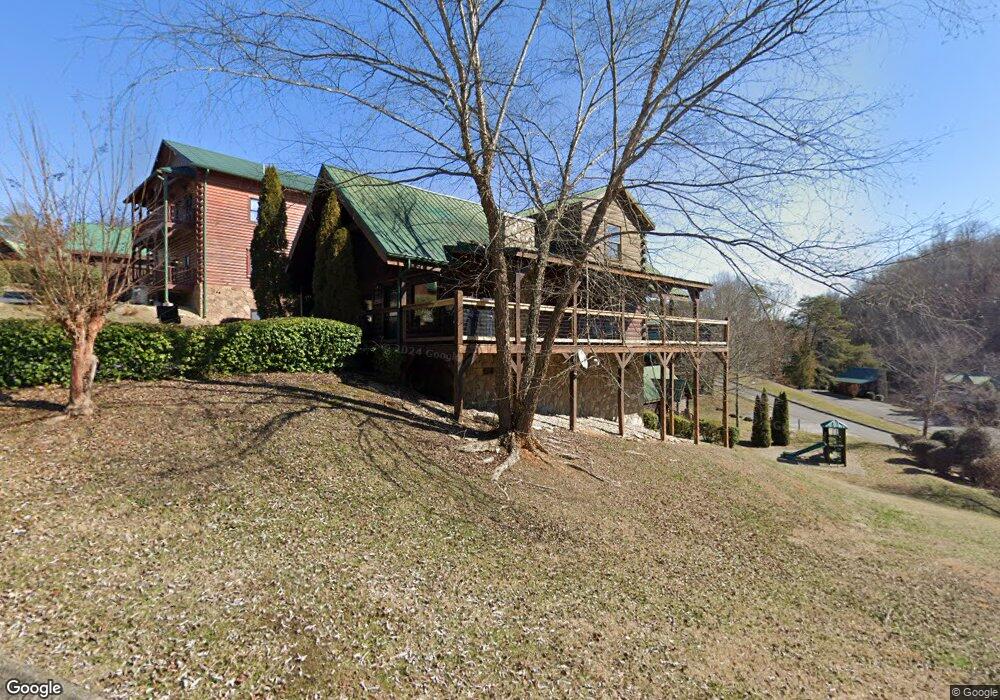 1653 Little Cabin Loop unit 19, Pigeon Forge, TN 37862 - photo 1