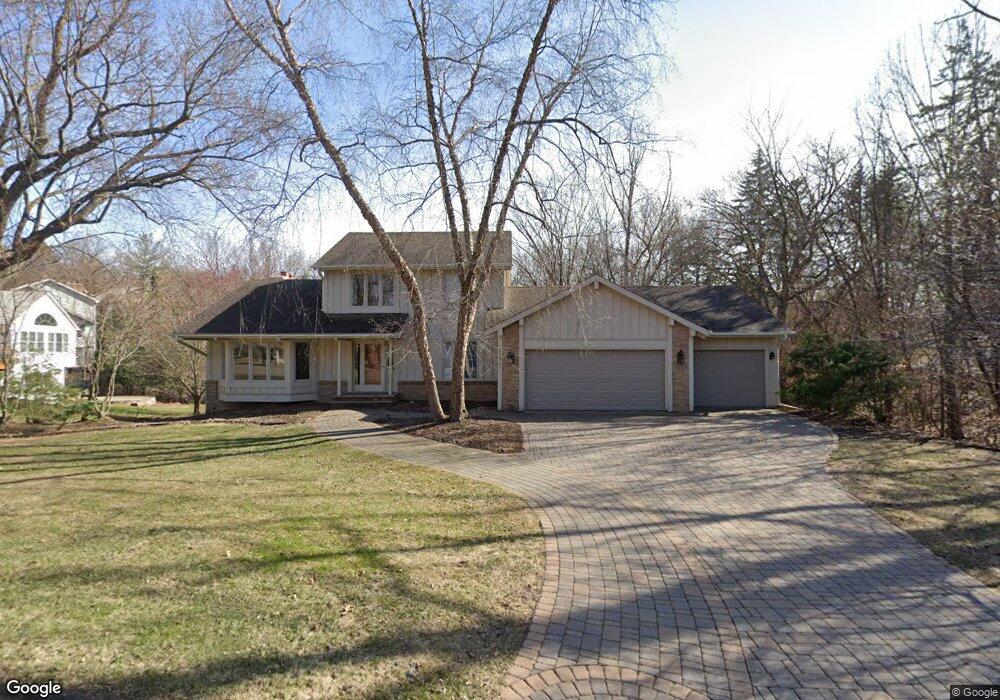 15321 Knob Hill Curve, Minnetonka, MN 55345 - photo 1