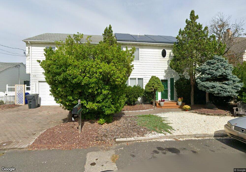 318 Barkentine Ln, Mantoloking, NJ 08738 - photo 1