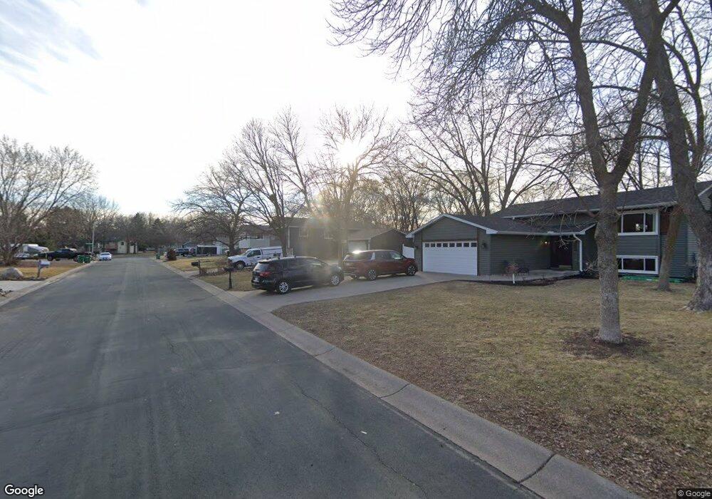 11242 98th Place N, Maple Grove, MN 55369 - photo 1