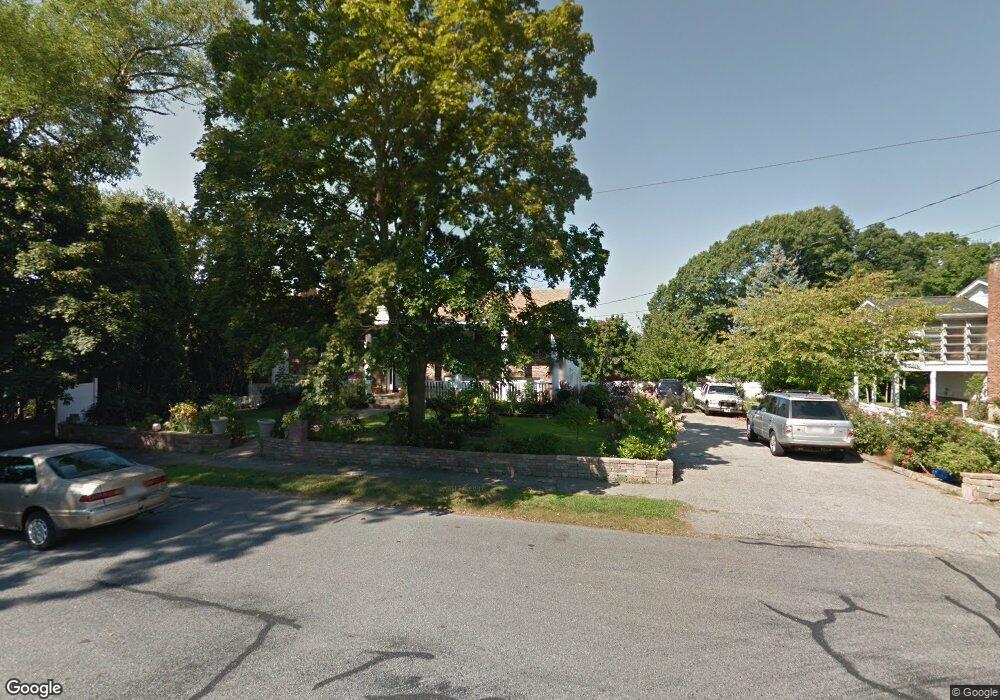 185 Harbor View Rd, Milton, MA 02186 - photo 1