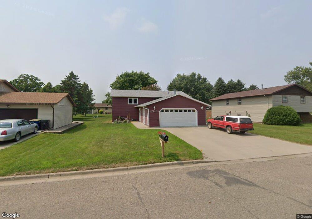 1721 6th Ave NE, Jamestown, ND 58401 - photo 1