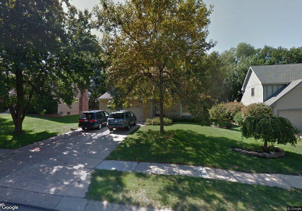 7918 Alden St, Lenexa, KS 66215 - photo 1