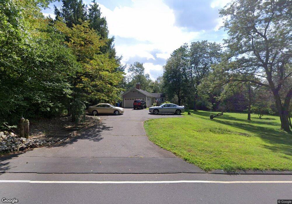 121 Reservoir Rd, Berlin, CT 06037 - photo 1