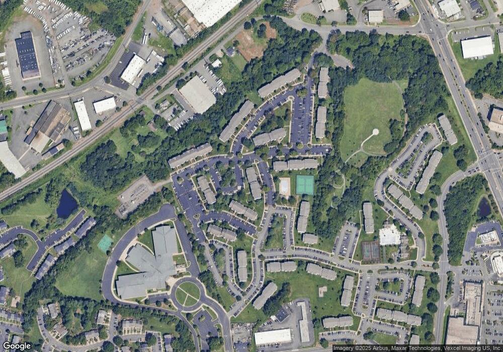 9574 Jayhawk Terrace unit 201, Manassas, VA 20110 - photo 1