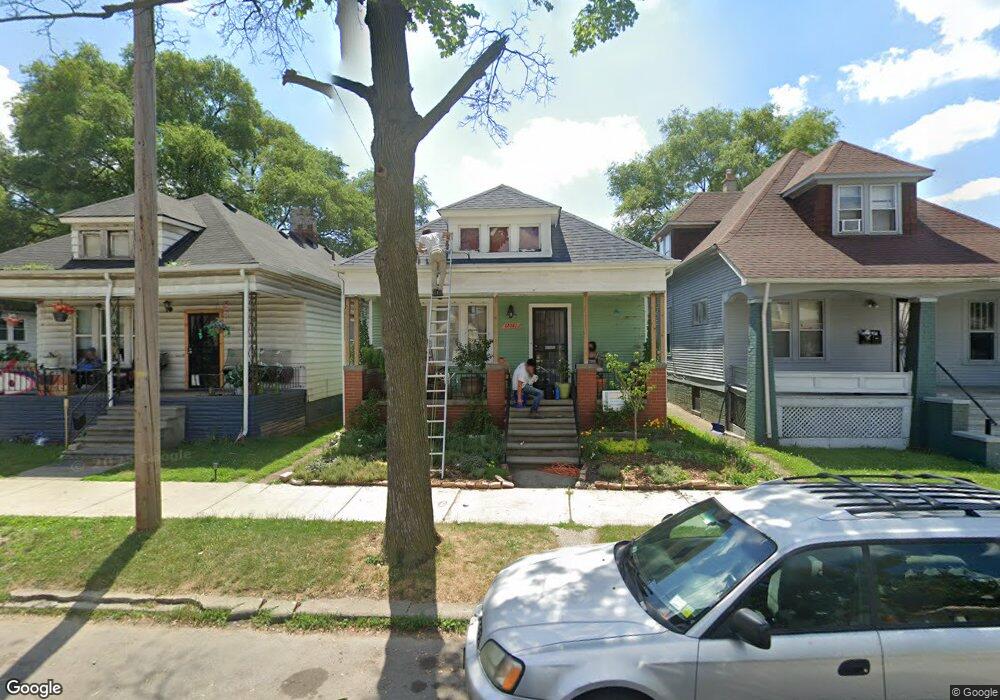 12081 Saint Aubin St, HamtraMcK, MI 48212 - photo 1