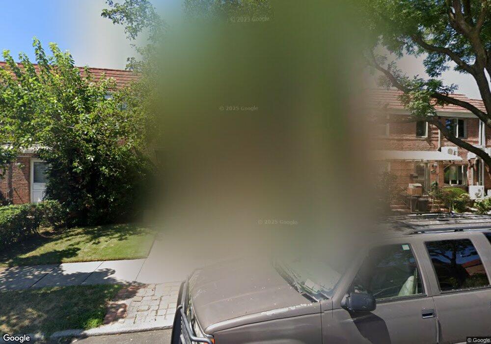 7648 169th St, Fresh Meadows, NY 11366 - photo 1