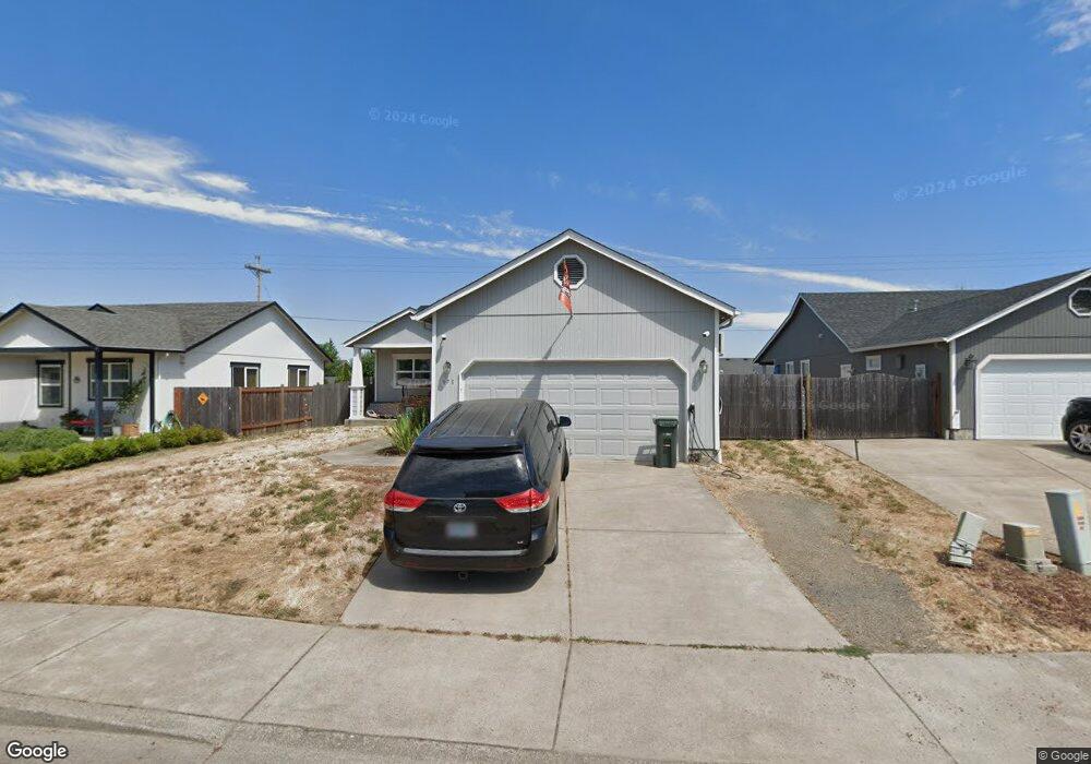 878 Osprey Loop, Creswell, OR 97426 - photo 1