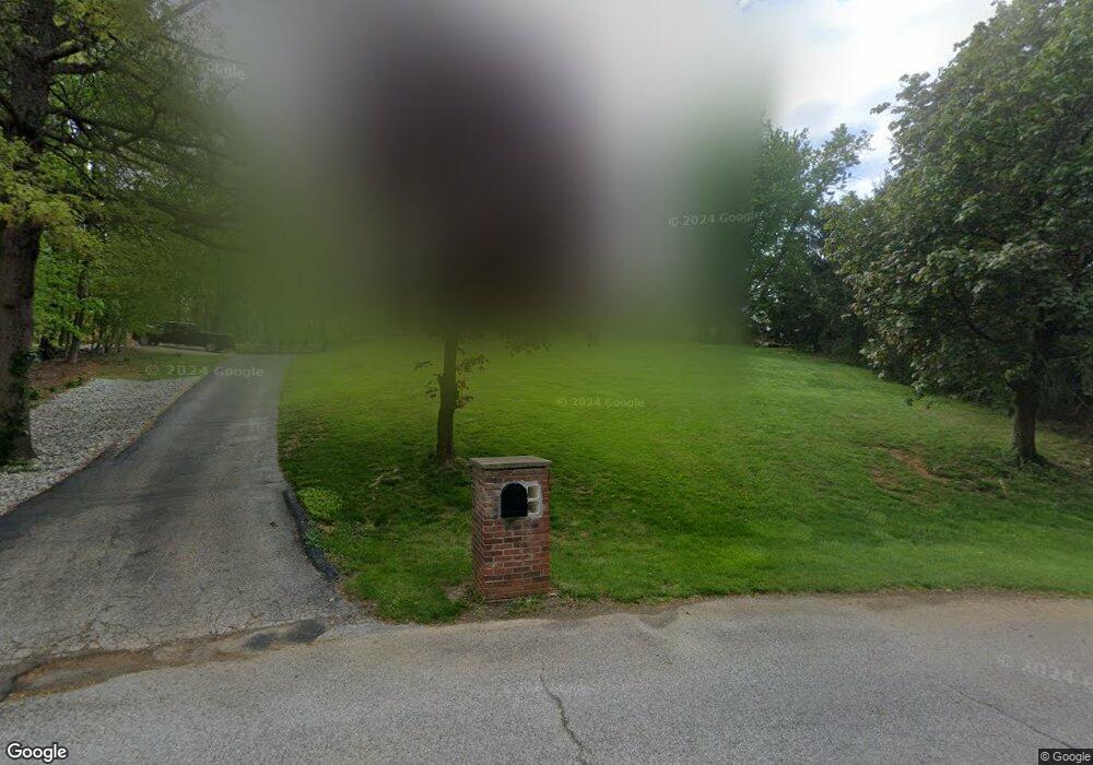 4006 Rustic Hills Ct, Floyds Knobs, IN 47119 - photo 1