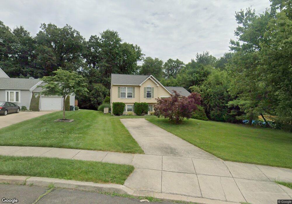 66 Jennifer Ln, Morrisville, PA 19067 - photo 1