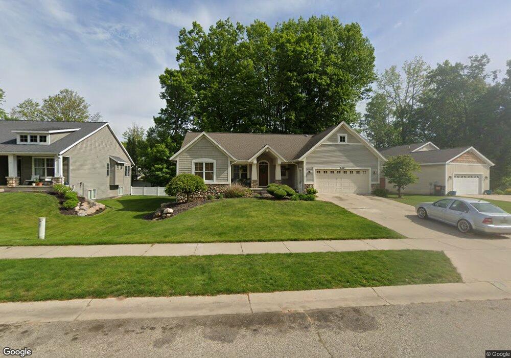 5361 Meadow Run Dr SW, Wyoming, MI 49509 - photo 1