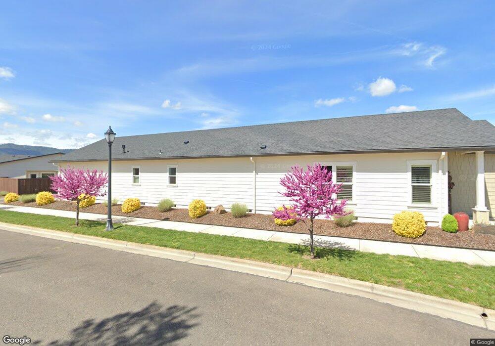 461 S Haskell St unit 36, Central Point, OR 97502 - photo 1