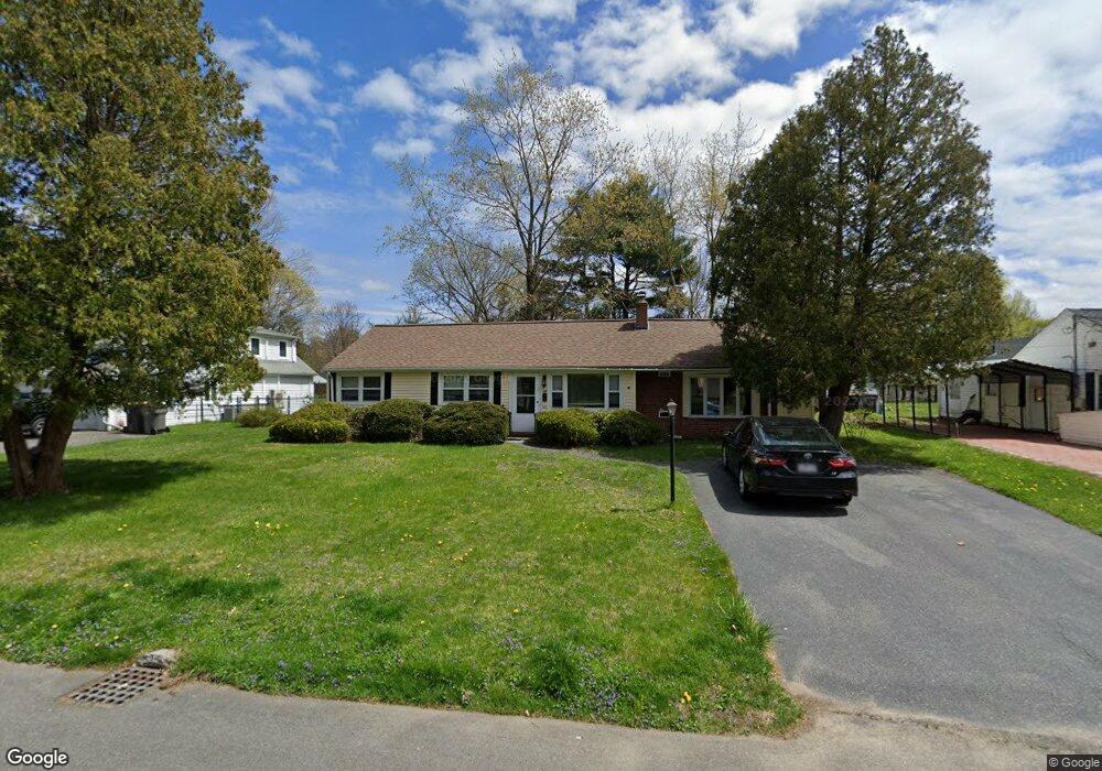 27 Elmfield Rd, Framingham, MA 01701 - photo 1