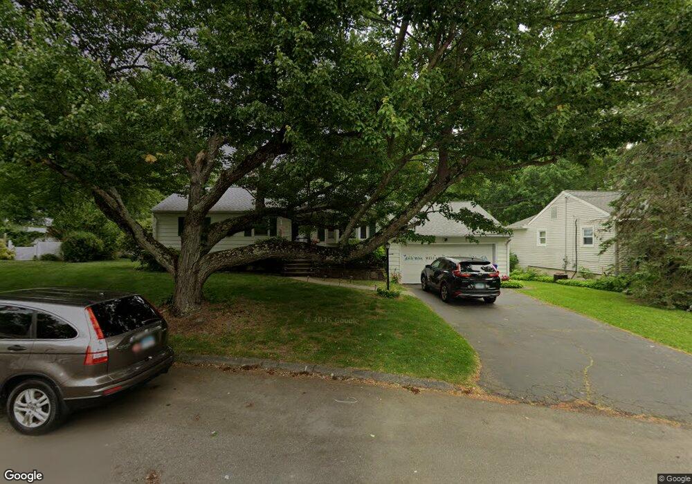 10 Silver Cir, Fairfield, CT 06825 - photo 1