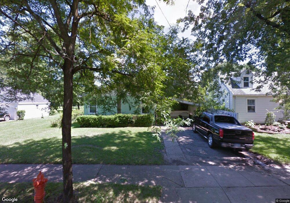 1402 Comfort St, Lansing, MI 48915 - photo 1