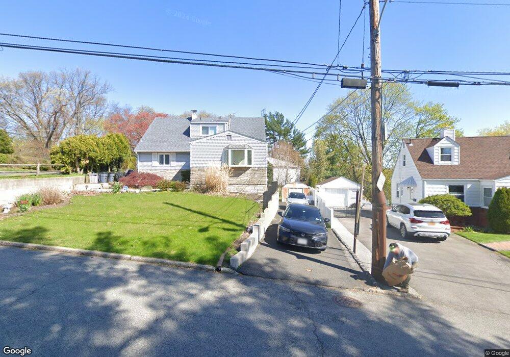 70 Remsen Cir, Yonkers, NY 10710 - photo 1