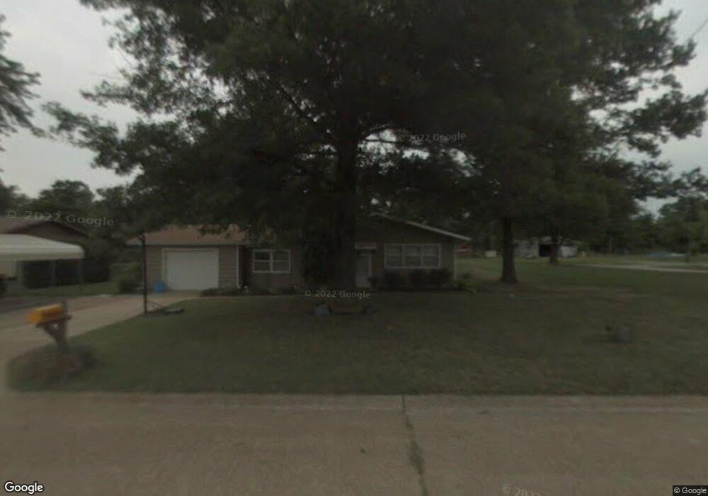 1807 S 32nd St, Parsons, KS 67357 - photo 1