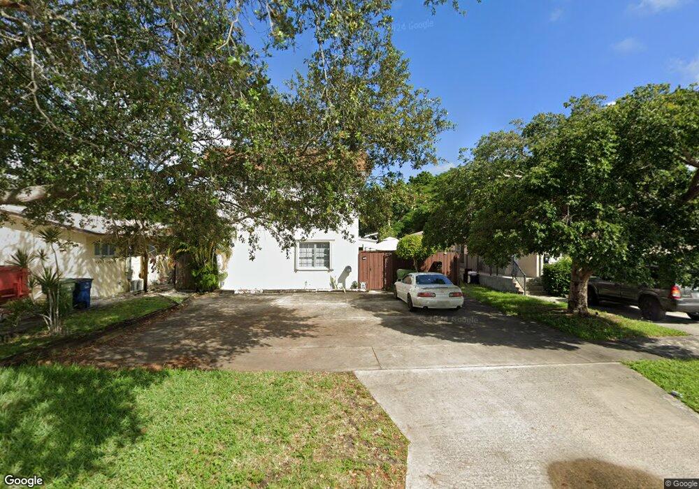 114 SW 6th St, Hallandale Beach, FL 33009 - photo 1